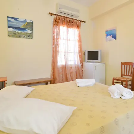 Cyclades Aparthotel 2*