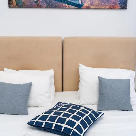 基克拉泽斯海滩公寓式酒店