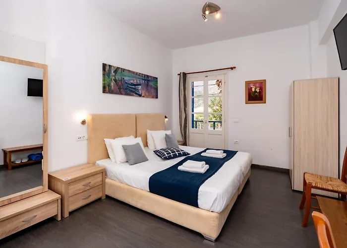 Cyclades アパートホテル 4*