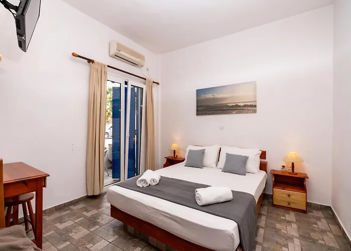 Cyclades Aparthotel 4*
